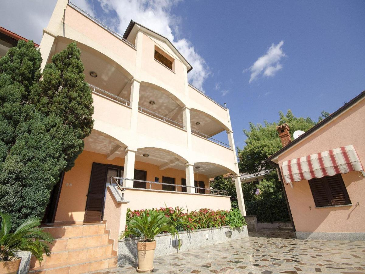 Apartments Patricija Rovinj Exterior foto